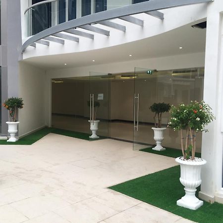 Luxury Business Suits In Grand Avenue By Pattaya City Estates 외부 사진