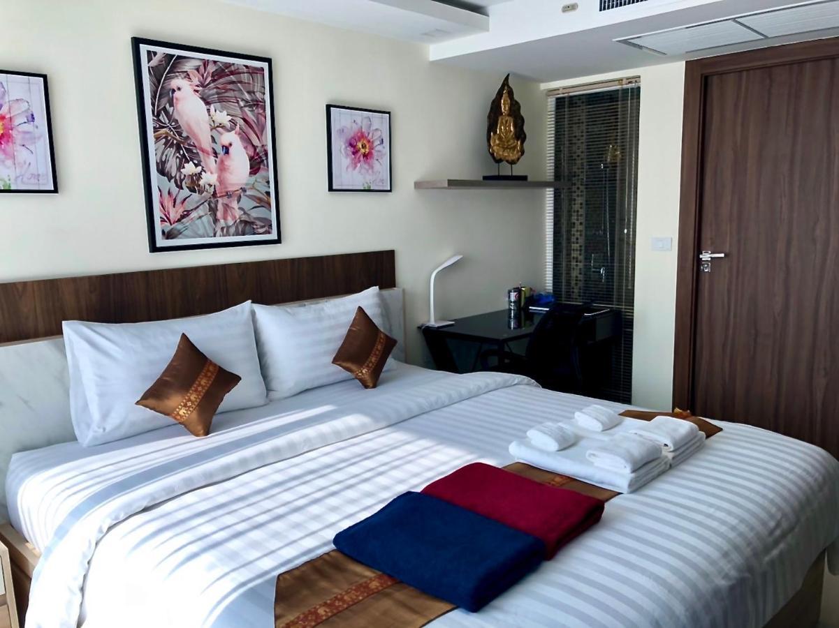 Luxury Business Suits In Grand Avenue By Pattaya City Estates 외부 사진