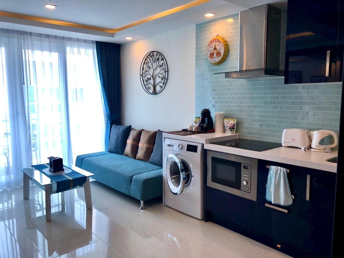 Luxury Business Suits In Grand Avenue By Pattaya City Estates 외부 사진