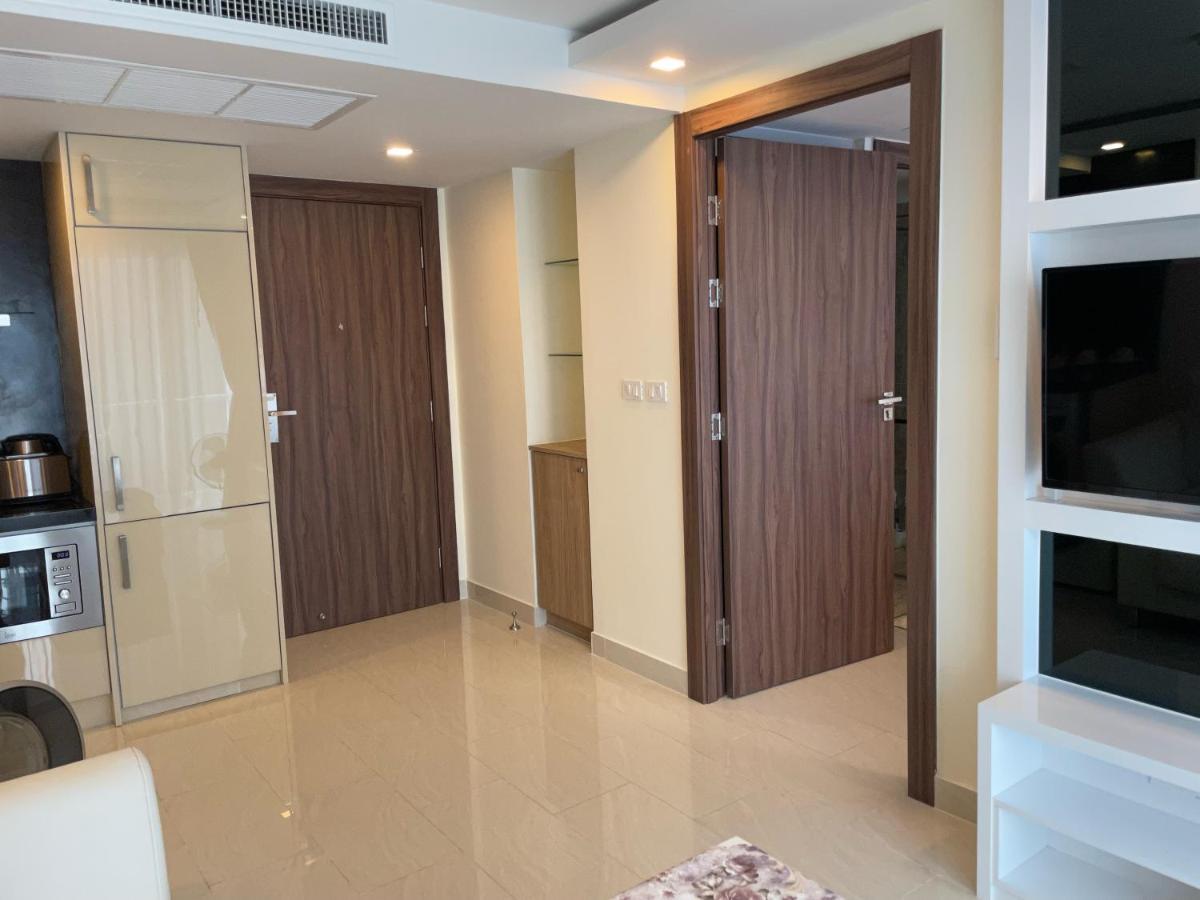 Luxury Business Suits In Grand Avenue By Pattaya City Estates 외부 사진