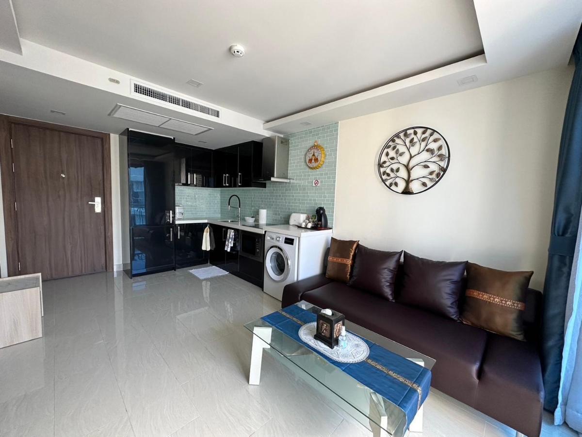 Luxury Business Suits In Grand Avenue By Pattaya City Estates 외부 사진