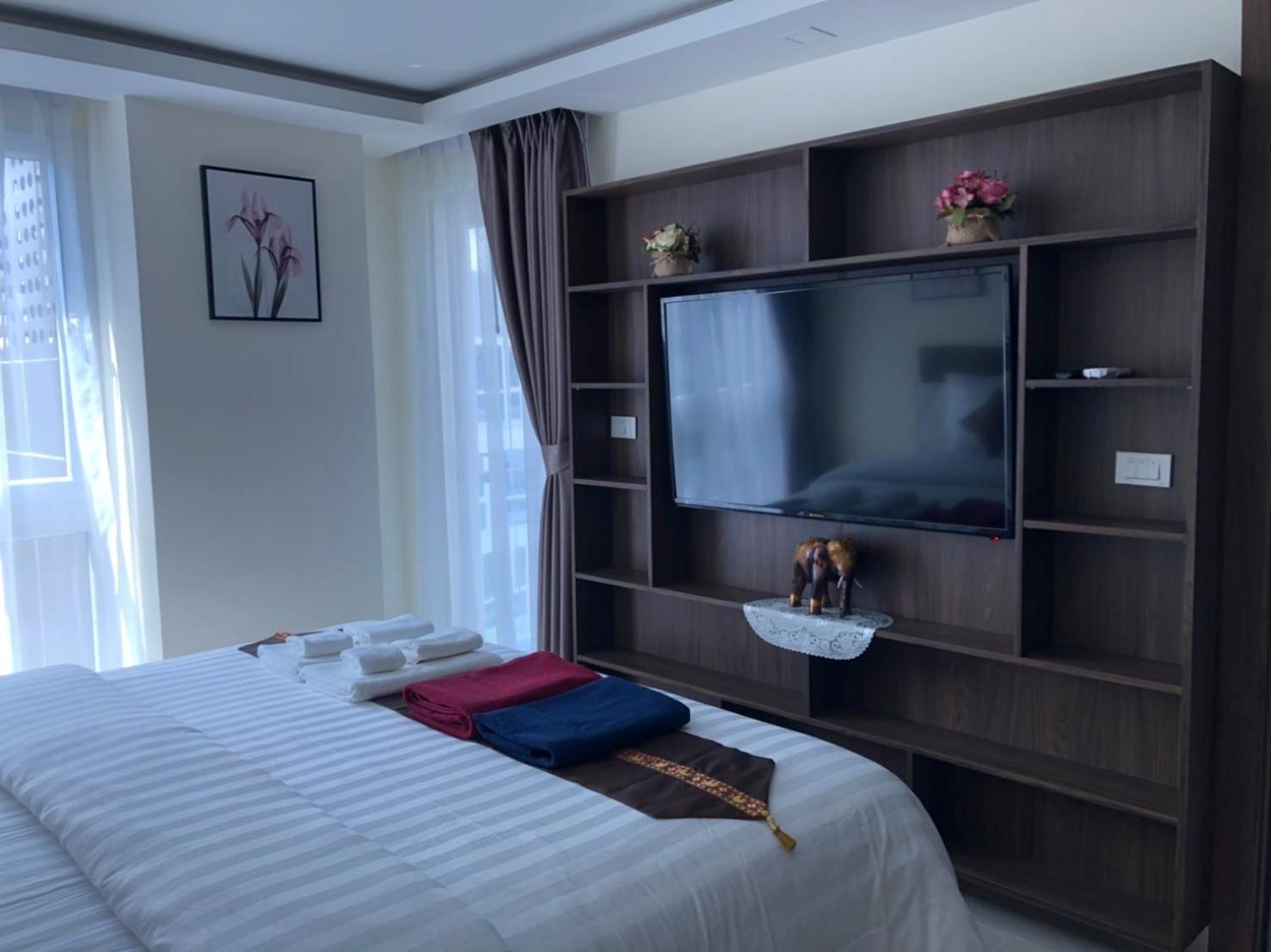 Luxury Business Suits In Grand Avenue By Pattaya City Estates 외부 사진