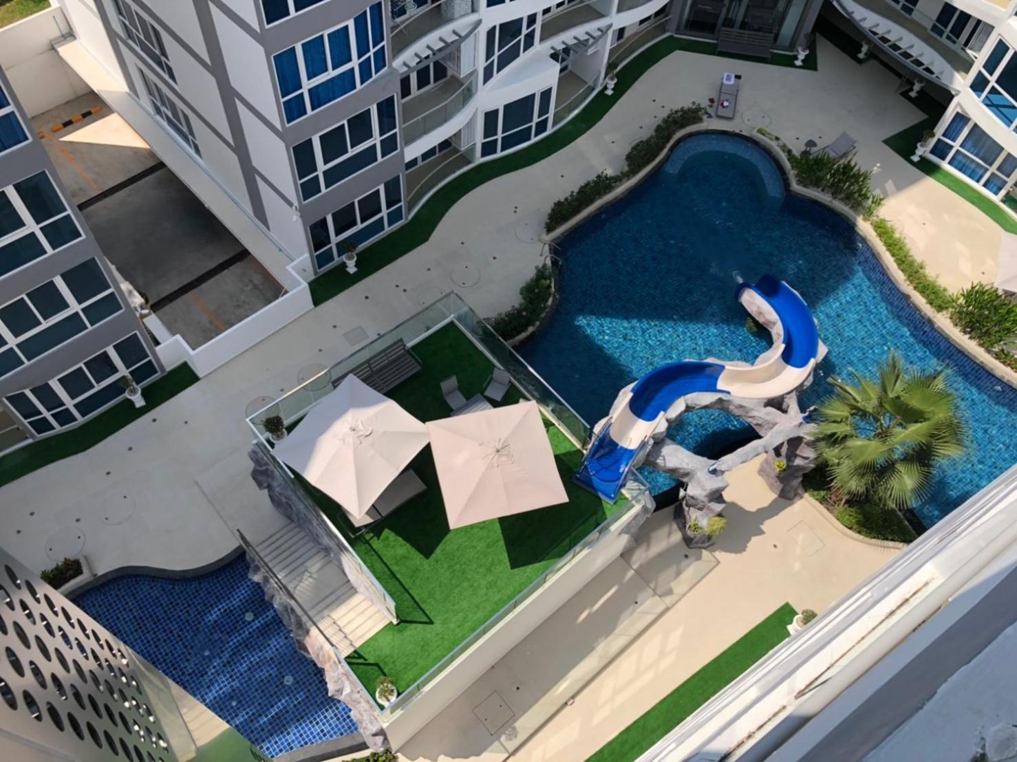 Luxury Business Suits In Grand Avenue By Pattaya City Estates 외부 사진