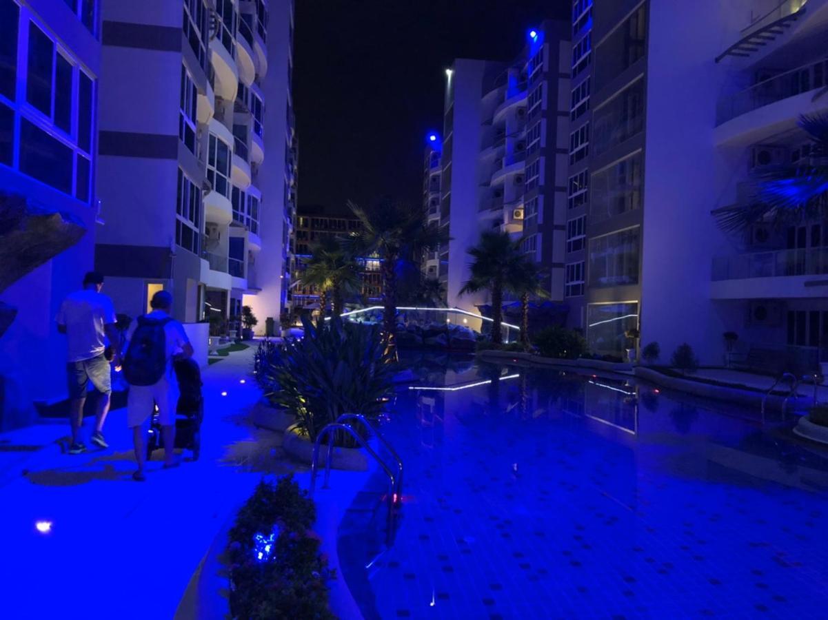 Luxury Business Suits In Grand Avenue By Pattaya City Estates 외부 사진